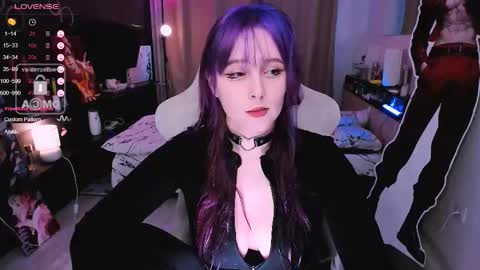 Snapshot of effie_lee chatting on 12-01-25, 10:31 Effie online show from 12-01-25, 10:31