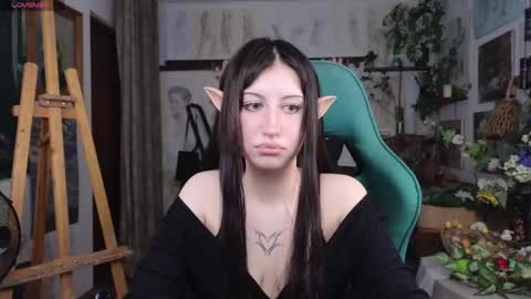 Snapshot of effiemeowley chatting on 04-23-26, 09:41 effiemeowley online show from 04-23-26, 09:41