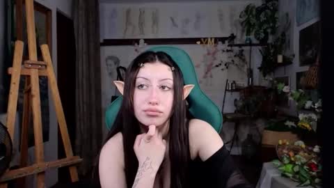 Snapshot of effiemeowley chatting on 04-25-26, 07:00 effiemeowley online show from 04-25-26, 07:00