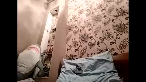 Effy online show from 12-14-25, 01:05