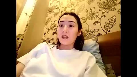 Effy online show from 12-18-25, 02:23