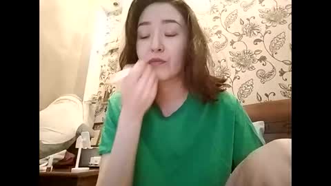 Effy online show from 03-22-26, 04:32