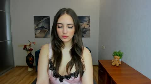 Effy Royse online show from 05-31-26, 05:37