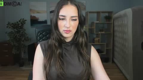 Snapshot of effy_royse chatting on 06-13-26, 05:38 Effy Royse online show from 06-13-26, 05:38