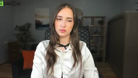 Snapshot of effy_royse chatting on 06-16-26, 05:37 Effy Royse online show from 06-16-26, 05:37
