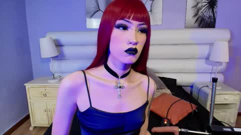 Snapshot of effycorpse chatting on 03-08-25, 05:33 online show from 03-08-25, 05:33