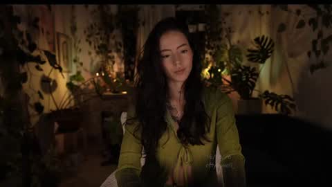 Snapshot of effylowell_ chatting on 06-17-26, 12:46 Effy online show from 06-17-26, 12:46