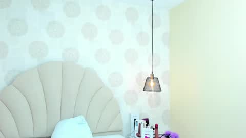  E F F Y  online show from 01-03-25, 10:08