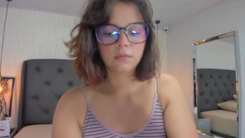  E F F Y  online show from 02-24-25, 07:30