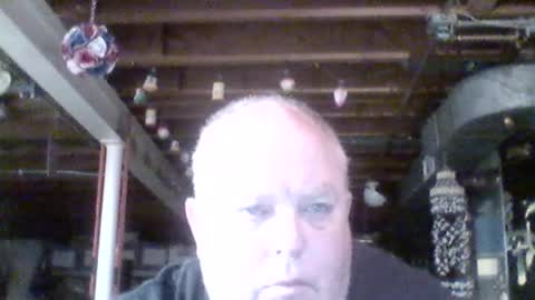Snapshot of efriff chatting on 06-28-26, 10:21 efriff online show from 06-28-26, 10:21
