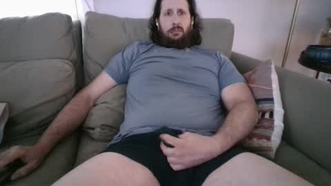 Snapshot of eggplantout chatting on 11-30-25, 08:13 Eggplant Out online show from 11-30-25, 08:13