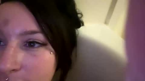 Egyptiancottxn online show from 09-19-25, 11:27