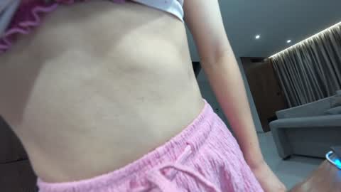 Snapshot of ehotlovea chatting on 11-26-25, 03:07 Erik and Alice online show from 11-26-25, 03:07