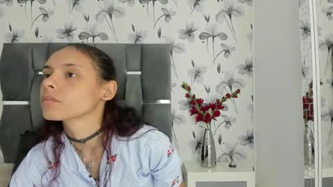 Snapshot of ehotloveaxxx chatting on 11-25-25, 02:28 Valery online show from 11-25-25, 02:28