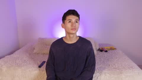 Snapshot of eiden_blake chatting on 11-23-25, 10:04 Eiden Blake online show from 11-23-25, 10:04