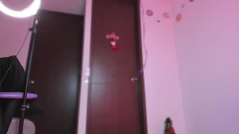 eileen_pinkman online show from 12-24-24, 10:33