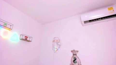 Snapshot of eileen_tanihara chatting on 02-16-26, 06:15 eileenn tanihara online show from 02-16-26, 06:15