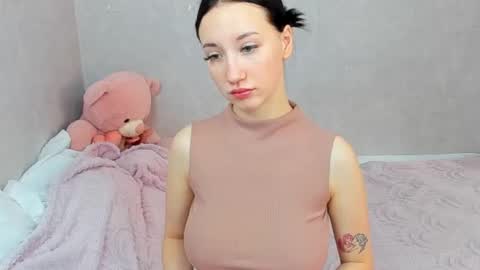 Snapshot of eileenmoores chatting on 02-20-26, 09:10 eileenmoores online show from 02-20-26, 09:10