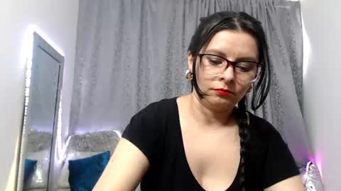 Eileen online show from 07-18-26, 06:56