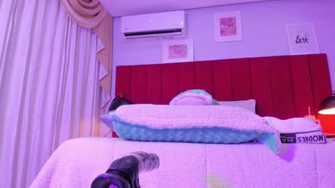 Eimy online show from 09-20-25, 07:59