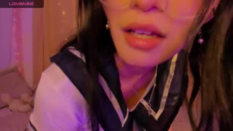 Snapshot of eimy_leny_ chatting on 10-09-25, 02:31 EIMY online show from 10-09-25, 02:31