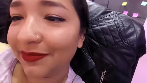 Snapshot of eireneninon chatting on 04-30-26, 11:31 Eirene online show from 04-30-26, 11:31