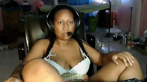 Eirondra Valeen online show from 03-08-26, 02:04