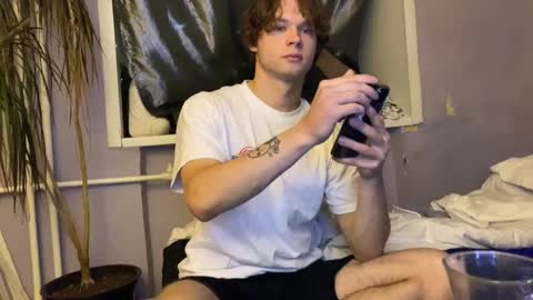 Eitan online show from 10-30-25, 04:08