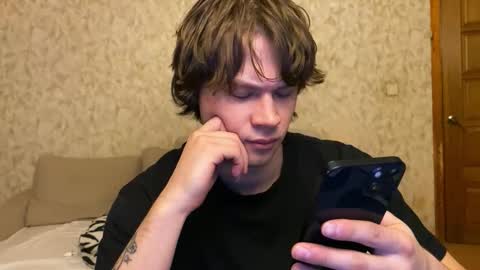 Snapshot of eitanhere chatting on 01-15-26, 01:26 Eitan online show from 01-15-26, 01:26