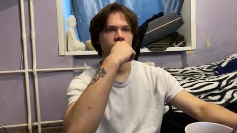 Snapshot of eitanhere chatting on 02-02-26, 04:44 Eitan online show from 02-02-26, 04:44