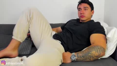 EITHAN CONOR online show from 01-10-26, 02:02