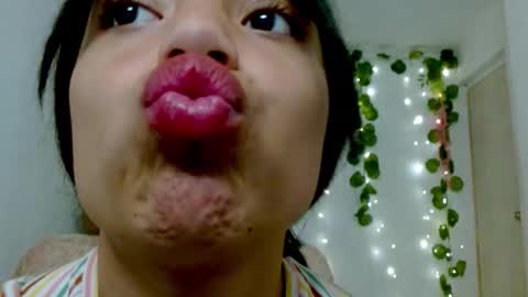 eiviiy1609 online show from 11-11-25, 01:55