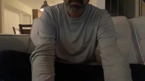 ejameshhh online show from 10-18-25, 03:53