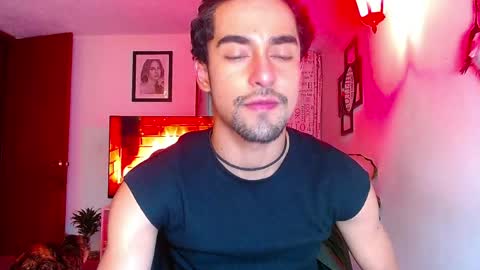 Snapshot of ekhtyr11 chatting on 04-02-26, 01:03 xoxo online show from 04-02-26, 01:03