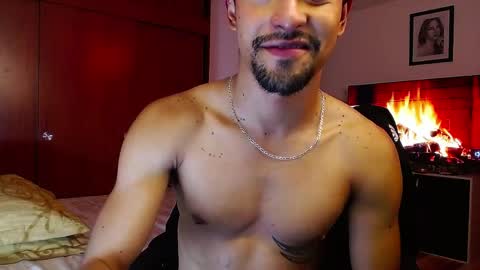 Snapshot of ekhtyr11 chatting on 04-08-26, 12:10 xoxo online show from 04-08-26, 12:10