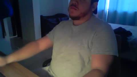 Snapshot of ekudemic chatting on 11-18-25, 06:01 Juan Pablo M online show from 11-18-25, 06:01