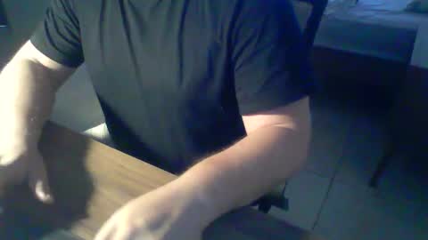 Snapshot of ekudemic chatting on 12-21-25, 06:15 Juan Pablo M online show from 12-21-25, 06:15