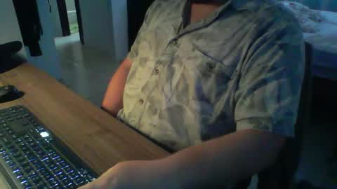 Snapshot of ekudemic chatting on 02-07-26, 05:27 Juan Pablo M online show from 02-07-26, 05:27