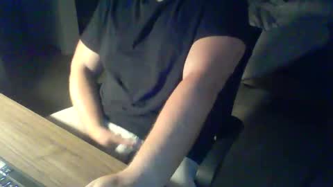 Snapshot of ekudemic chatting on 05-30-26, 03:25 Juan Pablo M online show from 05-30-26, 03:25