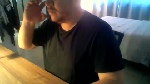 Snapshot of ekudemic chatting on 07-17-26, 04:45 Juan Pablo M online show from 07-17-26, 04:45
