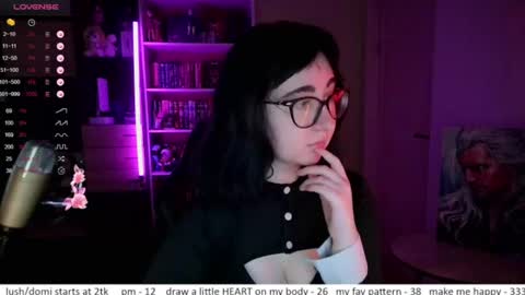 If you like it when I meow give me a thumbs up online show from 07-21-26, 11:01
