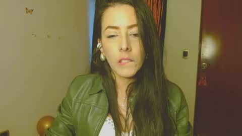 ela_3611 online show from 10-17-25, 02:15