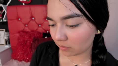 Ela online show from 12-20-24, 10:43