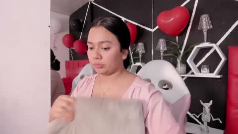 Ela online show from 03-06-25, 12:43