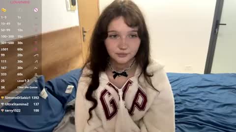 Snapshot of ela_wish chatting on 07-18-26, 07:39 Ela online show from 07-18-26, 07:39