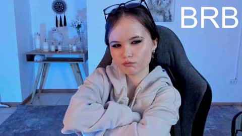 Your sweet girl online show from 02-04-25, 10:24