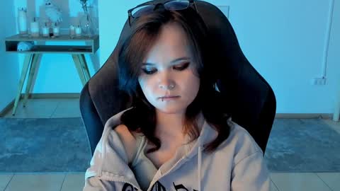 Your sweet girl online show from 02-05-25, 04:27