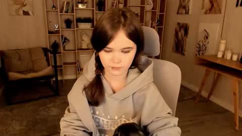 Your sweet girl online show from 10-03-25, 07:22