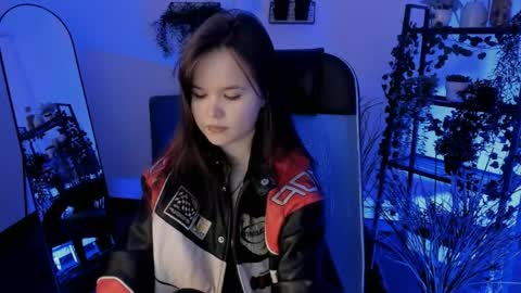 Snapshot of elainebeness chatting on 04-18-26, 10:43 Your sweet girl online show from 04-18-26, 10:43