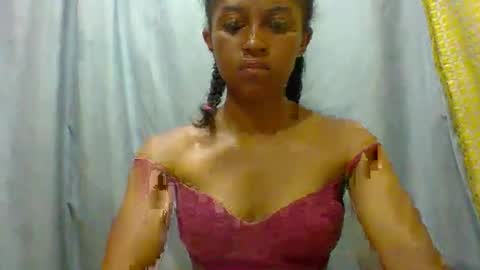 Snapshot of elaliealdy chatting on 01-07-26, 05:48 elaliealdy online show from 01-07-26, 05:48